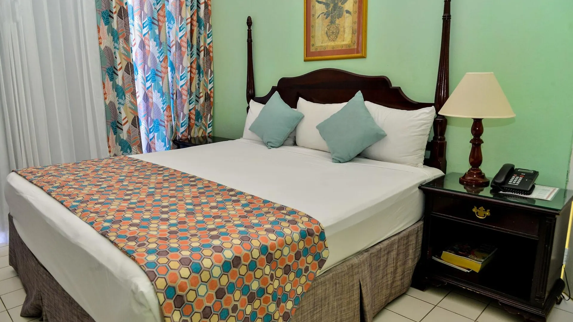 Foote Prints On The Sands Hotel Negril