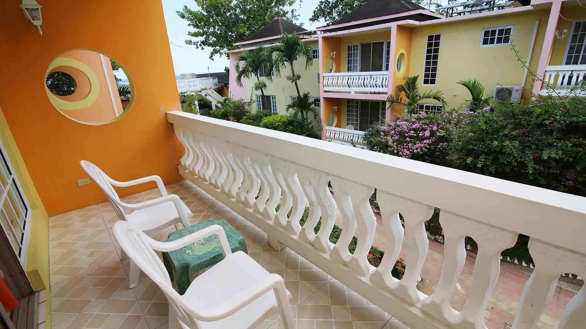 Foote Prints On The Sands Hotel Negril