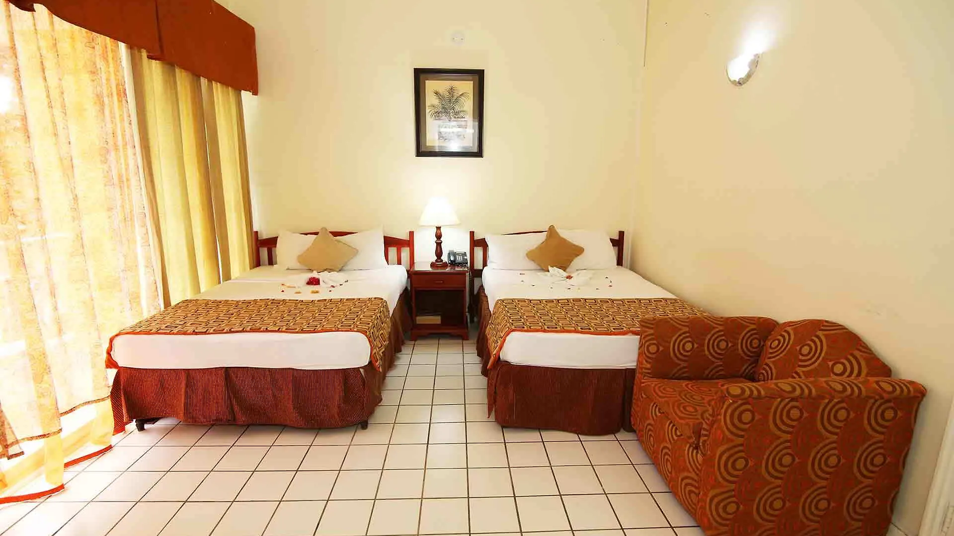 Foote Prints On The Sands Hotel Negril 3*,  Jamaica